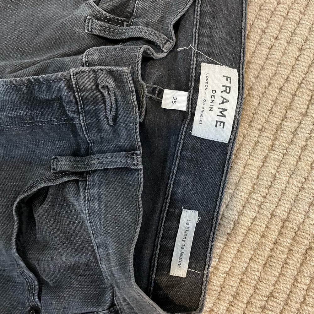 FRAME skinny jeans size 25 le skinny de jeanne